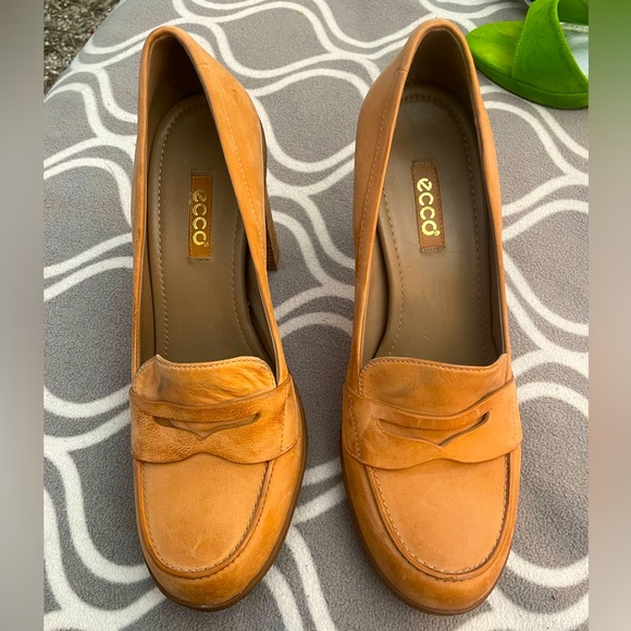 Ecco Shoes - Ecco heels brand new size 9